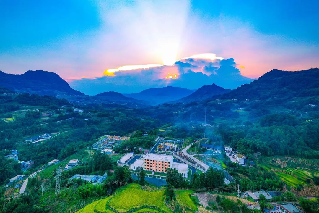 西南油氣田寧209井區中心站。王子丹 攝.jpg 西南油氣田寧209井區中心站。王子丹 攝.jpg