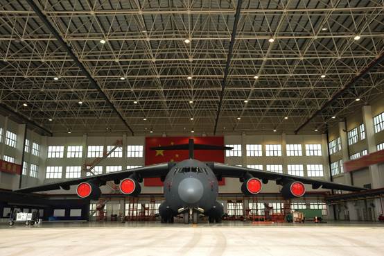 圖片包含 建筑, 室內(nèi), 飛機(jī)場, 大描述已自動生成