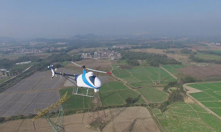 從2017年8月起，研發(fā)團隊已在清遠、陽江等地區(qū)開展了山區(qū)、沿海、平原等環(huán)境下的大型無人機巡檢試驗及示范應(yīng)用。