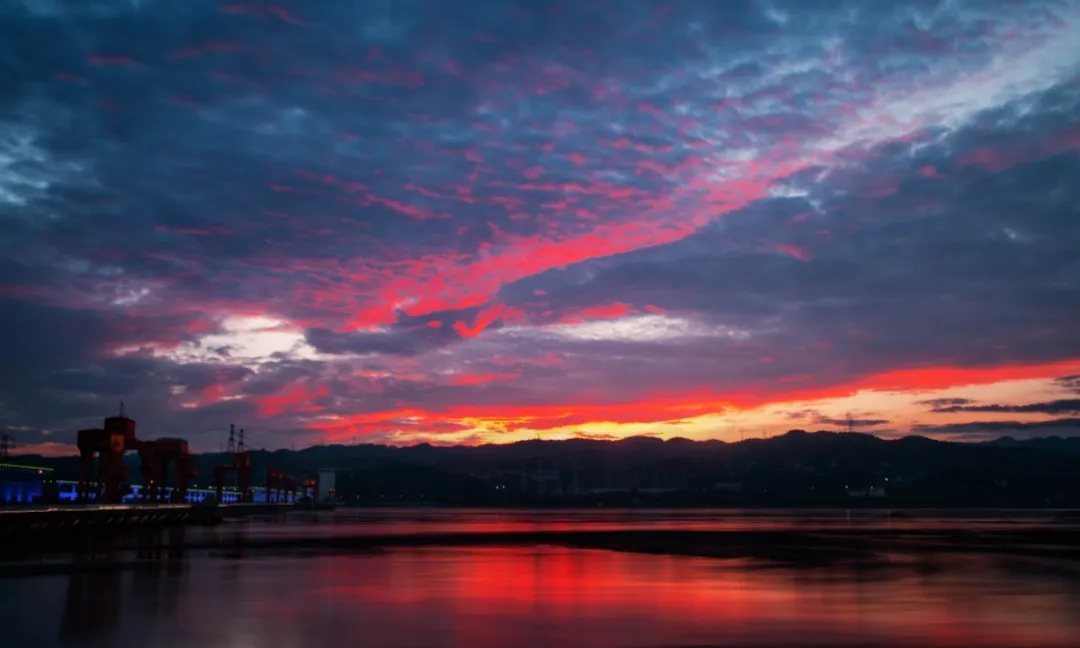 圖為葛洲壩。（長江電力檢修廠 李英豪 攝）