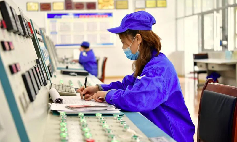 自復工復產以來，北化研究院集團惠安公司克服人員緊缺，原材料供應滯后等困難，在抓好疫情防控的同時，周密部署，合理安排生產，一季度工業總產值同比增加15.1%。重點民品絲束、二醋片、甲基纖維素等產銷兩旺，五家重點民品合資公司實現盈利。