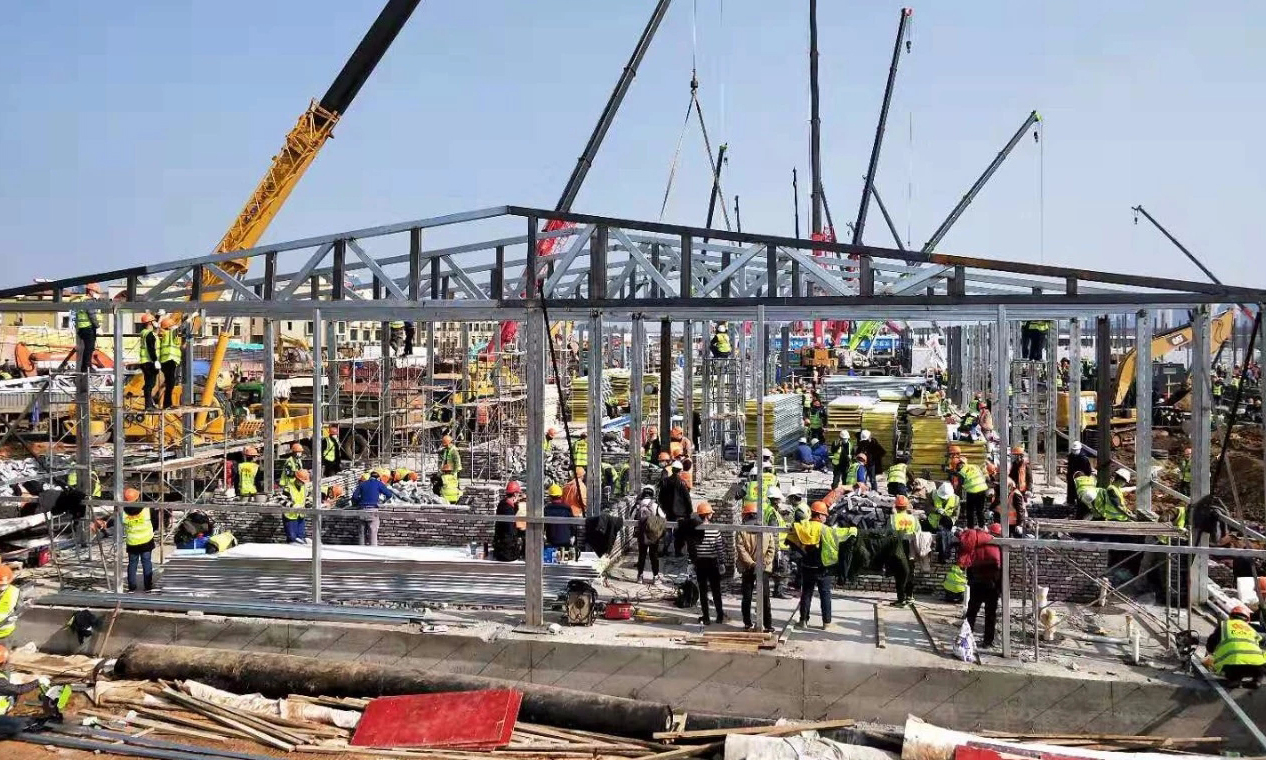 圖為火神山醫(yī)院施工現(xiàn)場。