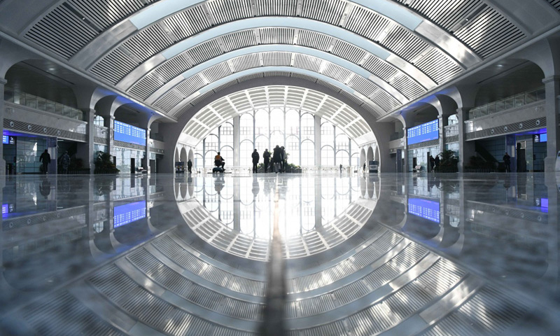 圖為12月6日拍攝的牡丹江新站候車大廳一角。（新華社記者 王建威 攝）