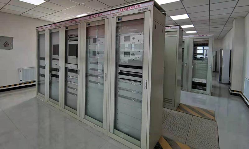 12月29日，中國能建山西電建承建的甘肅瓜州北大橋七、八風電場330KV升壓站工程倒送電一次成功，為項目并網發電創造良好條件。甘肅瓜州北大橋七、八風電場330kV升壓站工程位于甘肅省酒泉市瓜州縣東北方向約40.8公里的戈壁灘上，工程所在地有著世界風都的美譽。