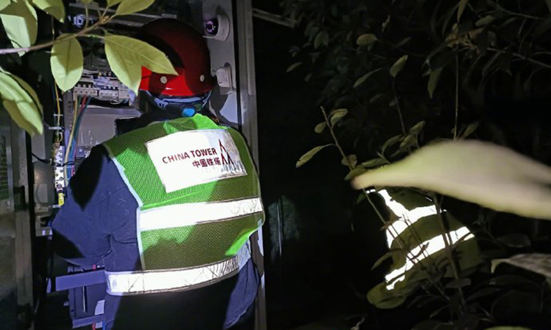 并協助三家電信運營企業連夜進行設備掛載和網絡開通，提前完成市疫情防控指揮部門對通信網絡保障的緊急需求。