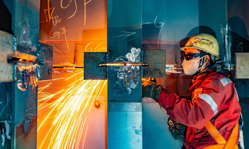 后續(xù)，項目團隊將繼續(xù)協(xié)同作戰(zhàn)，嚴格把控設(shè)計、材料、質(zhì)量三大關(guān)口，嚴抓安全質(zhì)量管理，優(yōu)化施工管理程序，確保項目按計劃完工交付。