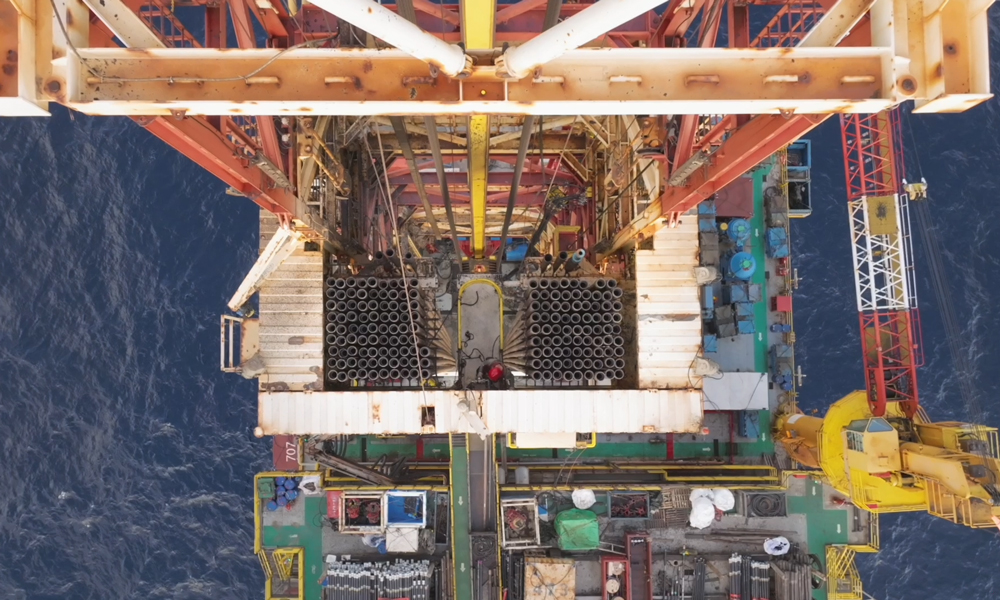 番禺30-1平臺在鉆探氣井。李顏 攝