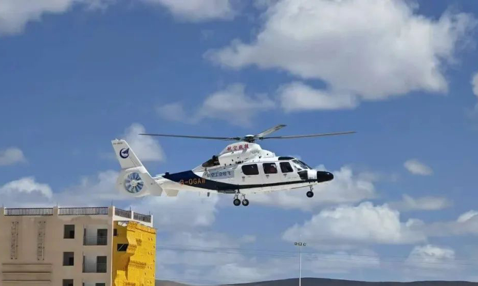 此次成功試飛標(biāo)志著AC312E直升機(jī)提升使用包線摸底試飛圓滿完成，驗(yàn)證了其在高海拔極端環(huán)境場(chǎng)景起降和飛行的優(yōu)越性能，對(duì)提升產(chǎn)品市場(chǎng)競(jìng)爭(zhēng)力具有重要意義。