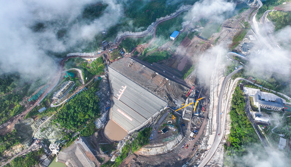 近日拍攝的重慶藻渡水庫項目建設現場。