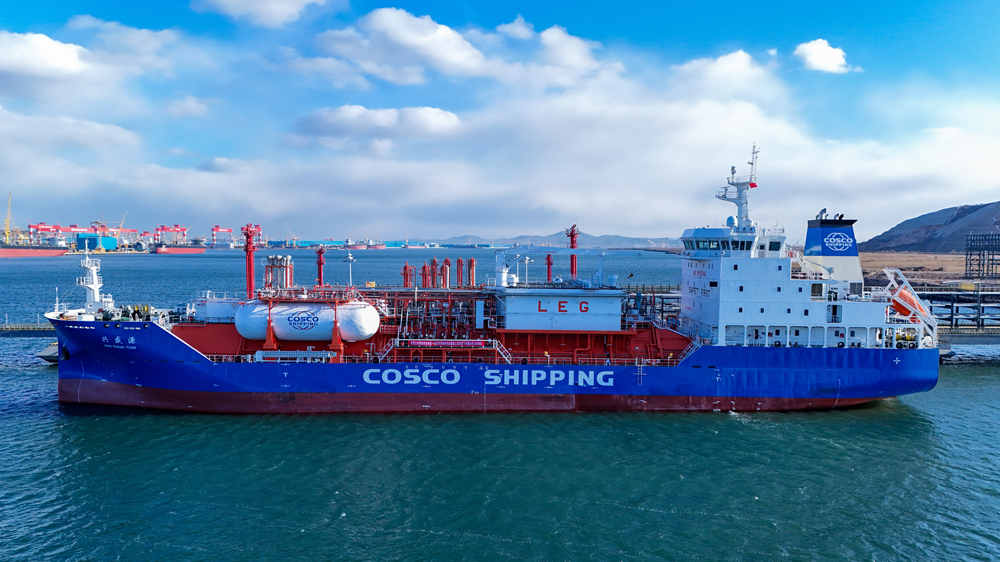 此次全國首次綠色LNG加注由中石化中海燃供、大連海能及安徽萬博能源共同完成，不僅是中國航運業在綠色替代燃料應用上的重要突破，也是中石化中海燃供繼生物燃料油、綠色甲醇、綠氨之后在綠色燃料創新領域的又一次邁進。