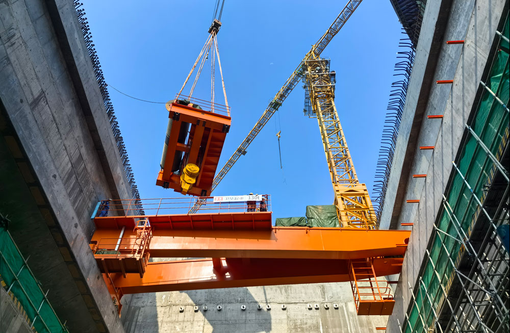 近日，中國華能昌江核電二期項目一派繁忙景象，工作人員開足馬力搶進度、忙生產，穩(wěn)步有序推進項目建設。