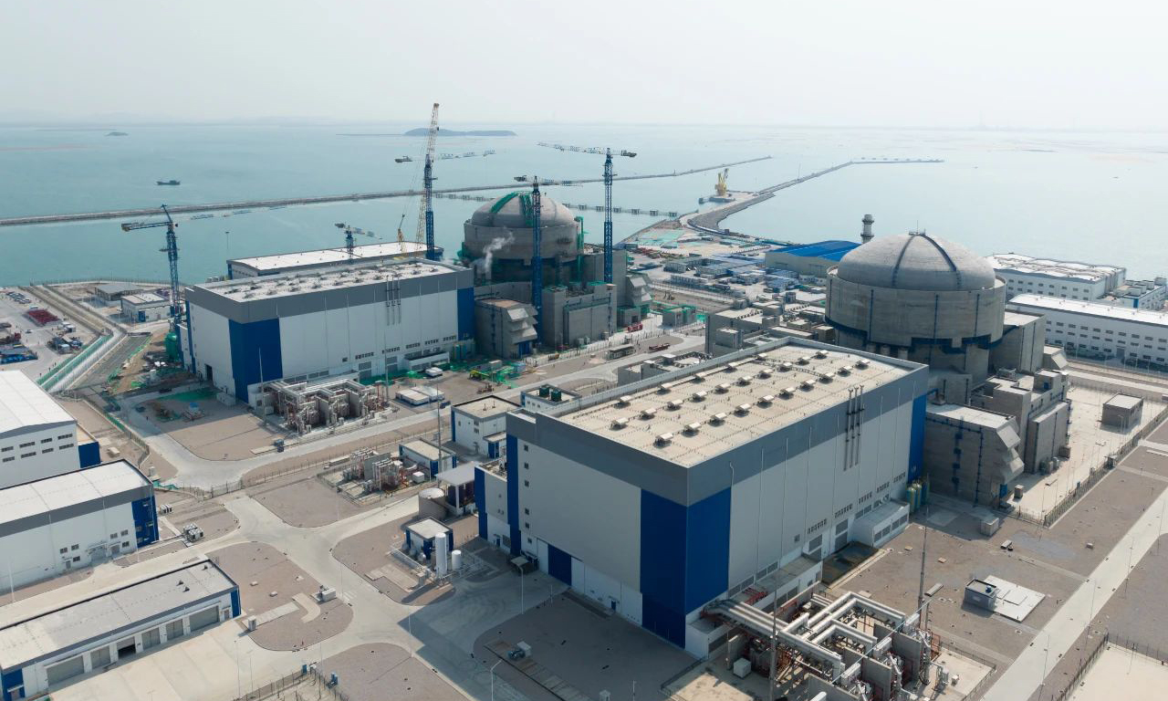 4月8日6時16分，華龍一號批量化建設項目中核集團漳州核電2號機組熱態性能試驗順利完成，為后續機組核燃料裝載、并網發電等工作奠定了堅實基礎。