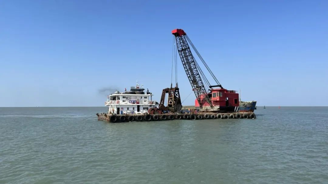 陸豐核電5號機組海工取水導流堤順利開工.jpg 陸豐核電5號機組海工取水導流堤順利開工.jpg