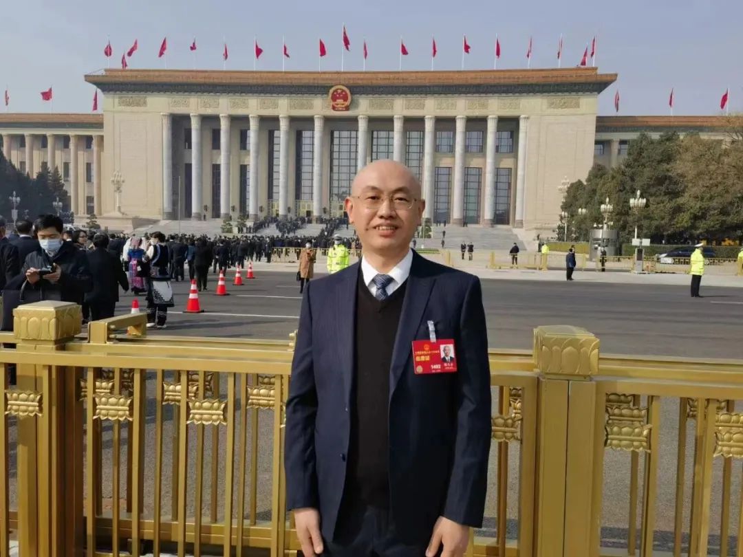 戴天方.jpg 戴天方.jpg