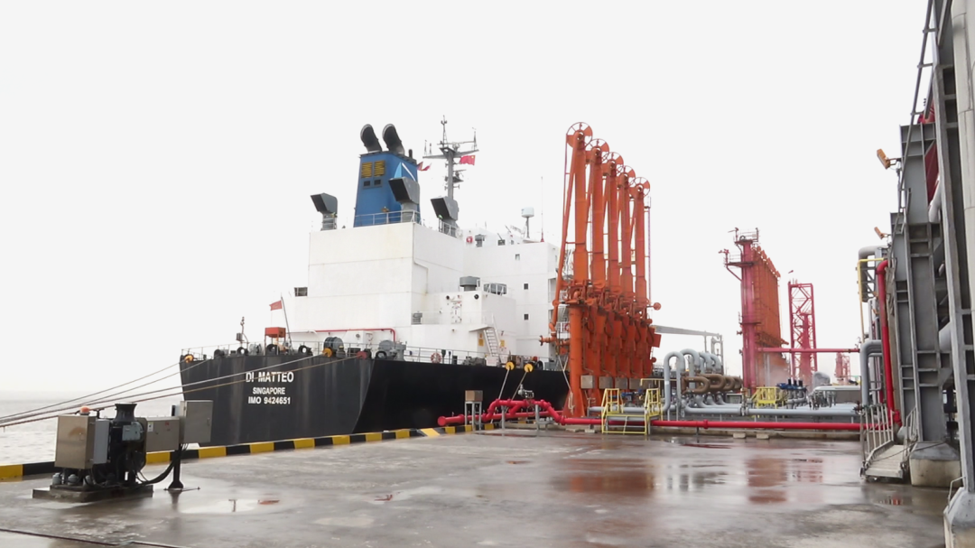 浙江公司助力浙江石化首船航空煤油順利出口.png 浙江公司助力浙江石化首船航空煤油順利出口.png