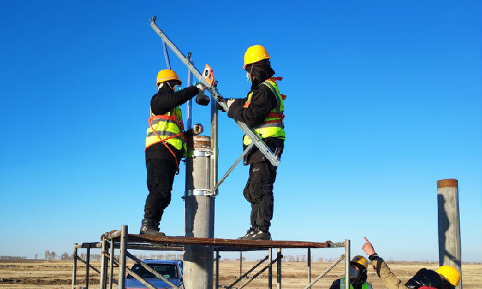 據了解，該項目于2019年10月14日正式開工建設。項目并網后，預計每年可向社會輸送165963.80兆瓦時綠色電力。