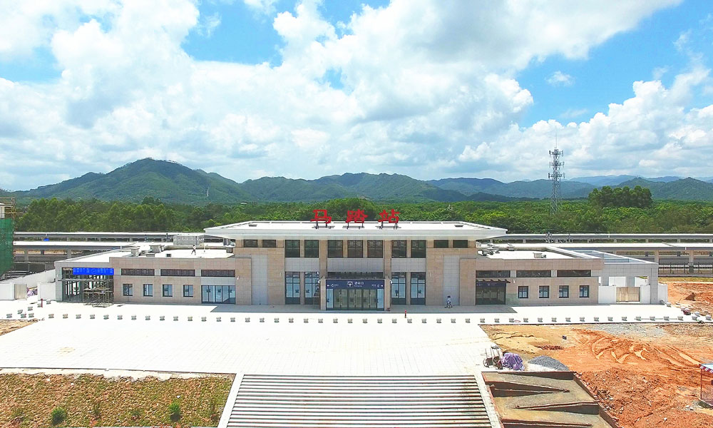 中鐵建設(shè)集團(tuán)南方公司承建的江湛鐵路馬踏站。